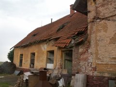 pohled zezadu zprava