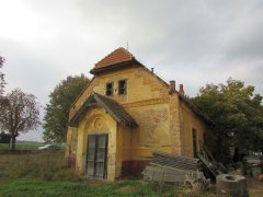 pohled zepředu zprava