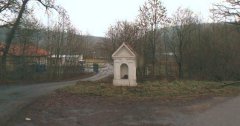 pohled na novou kapličku zepředu