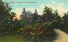 dobová pohlednice s motivem kaple přestavěné na hostinec