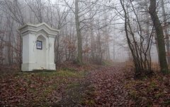 kaplička křížové cesty