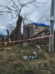 zajišťování kaple a odstranění polámaných stromů po vichřici