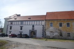 opravená část klášterního areálu