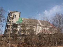 pohled zprava