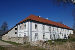 pohled zepředu zleva