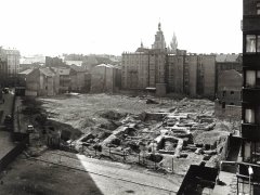 prostranství, kde se kostel nacházel, při archeologickém průzkumu