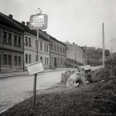 historické foto původní kapličky rozbité po nárazu nákladního auta