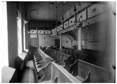 starší foto interiéru synagogy