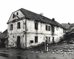 starší foto bývalé synagogy