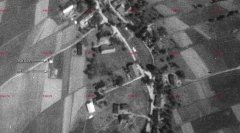 letecké snímkování z roku 1937 se zákresem hřbitova