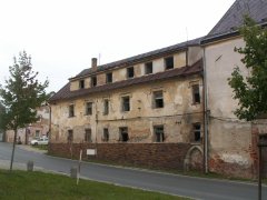 pohled zepředu zprava
