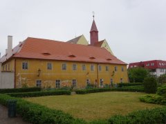 pohled z klášterní zahrady