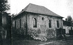 synagoga s opravenou střechou