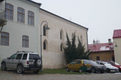 pohled zepředu zprava