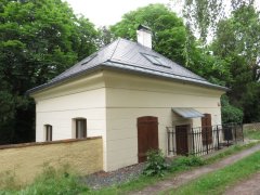 pohled zepředu zleva