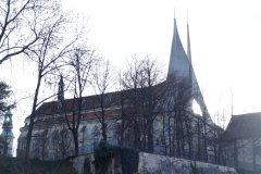 pohled zepředu zleva