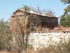 pohled zezadu zleva