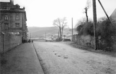 historické foto původní kapličky (uprostřed)
