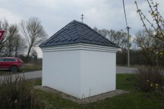 pohled zezadu zleva