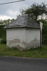 pohled zezadu zprava