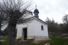 pohled zepředu zprava
