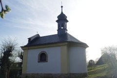 pohled zezadu zprava