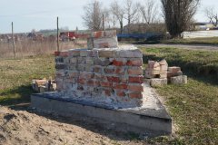 obnovovaná kaplička