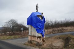 kaplička na křižovatce
