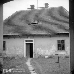 fara ze dvora
