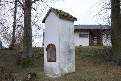 pohled zepředu zprava