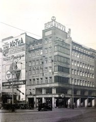 novostavby na místě zbořeného Norbertina
