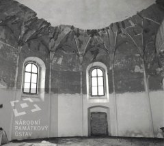oprava interiéru kostela