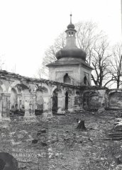kaple a ambity před opravou