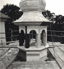 oprava střechy kaple
