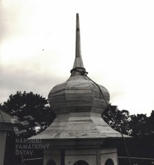 oprava střechy kaple