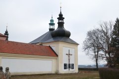 pohled zepředu zprava