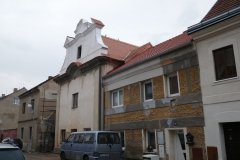 pohled zepředu zprava