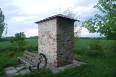 pohled zezadu zleva