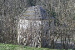 pohled zezadu zprava
