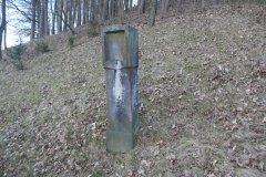 kaplička křížové cesty zepředu zprava