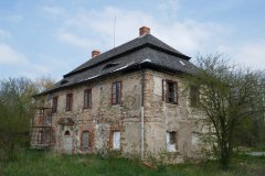 pohled zezadu zleva