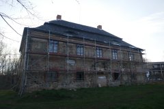 pohled zezadu zprava