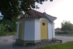 pohled zezadu zleva