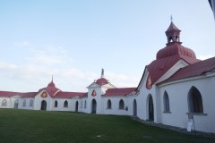 ambit okolo kostela
