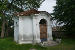 pohled zepředu zleva