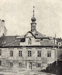 historické foto bývalého kostela