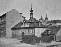 historické foto bývalého kostela
