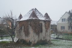 pohled zezadu zprava