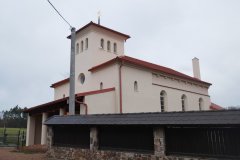 pohled zepředu zprava