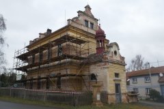 pohled zepředu zleva